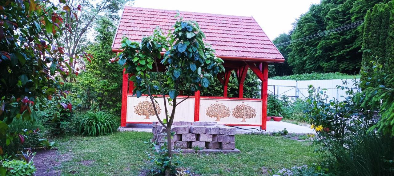 Ferienwohnung Parva Foresta Miskolc Exterior foto