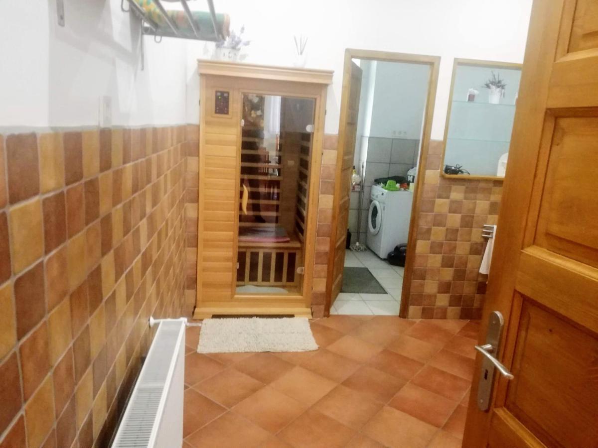 Ferienwohnung Parva Foresta Miskolc Exterior foto